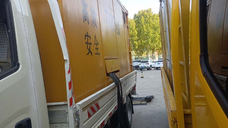 罗江如何判断柴油发电机组和UPS电源的切换时间是否符合要求？